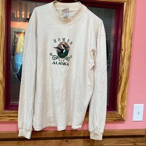 Top Threads Sz L 100% Cotton Pullover embroidered Puffin Design, Homer, AK